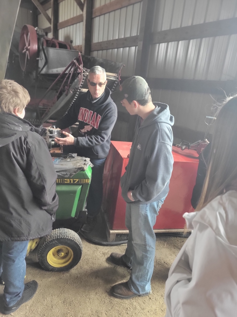 Students learned about different equipment.